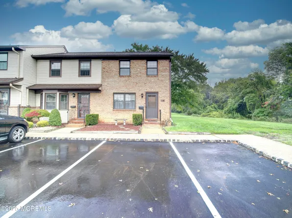 118 Village Green Way, Hazlet, NJ 07730