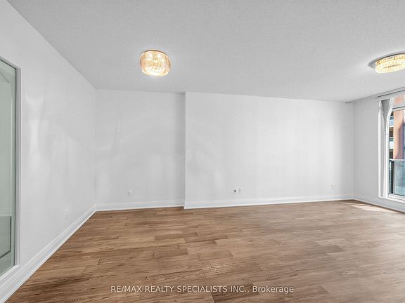 5th image of 263 Wellington St W Unit 503