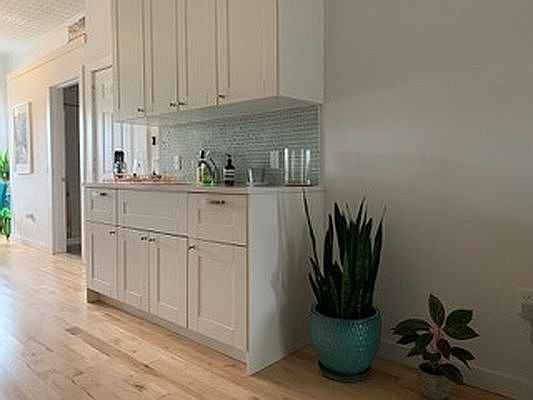 2nd image of 395 Manhattan Ave #2LEFT