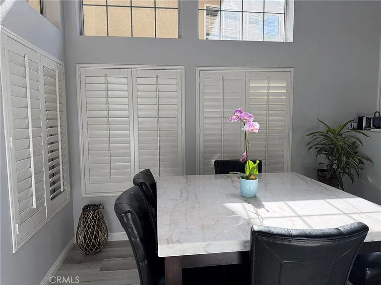 5540 Patricia Way — Photo 15