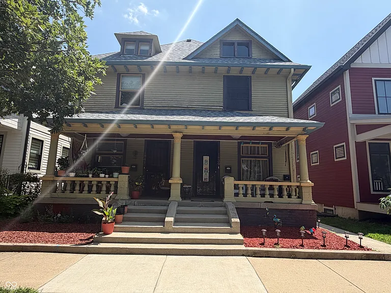 1841 N Talbott St — Photo 3