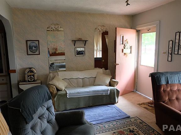 4th image of 2419 W Ayres Ave