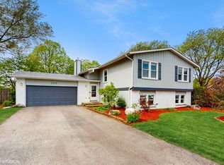 2525 Ridge Rd, Aurora, IL 60504