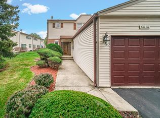 6816 Crown Ln, Tinley Park, IL 60477