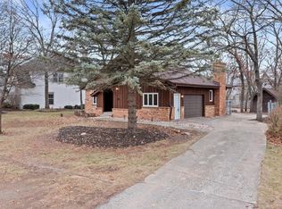 111 86th Pl, Pleasant Prairie, WI 53158