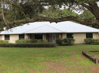 3520 Medulla Rd, Plant City, FL 33566