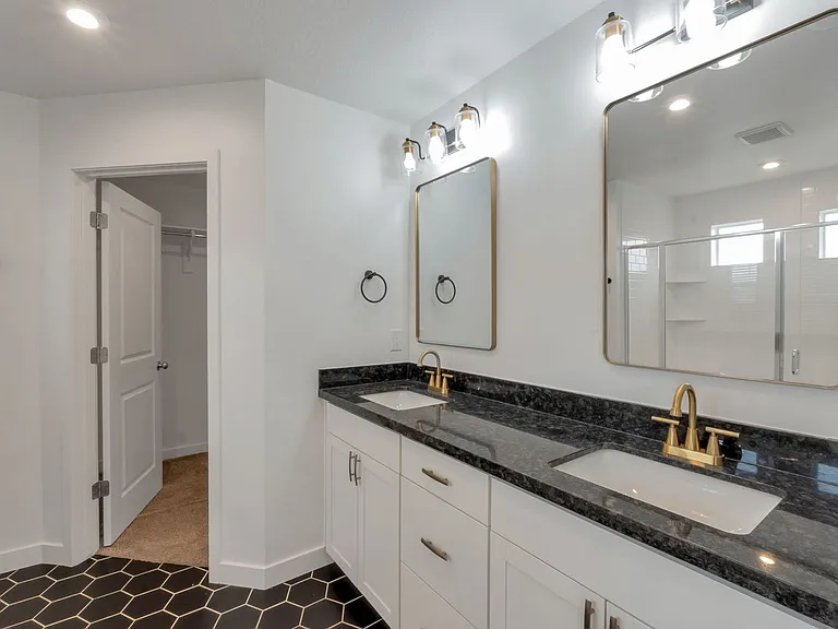 2668 N Heston Park — Photo 14
