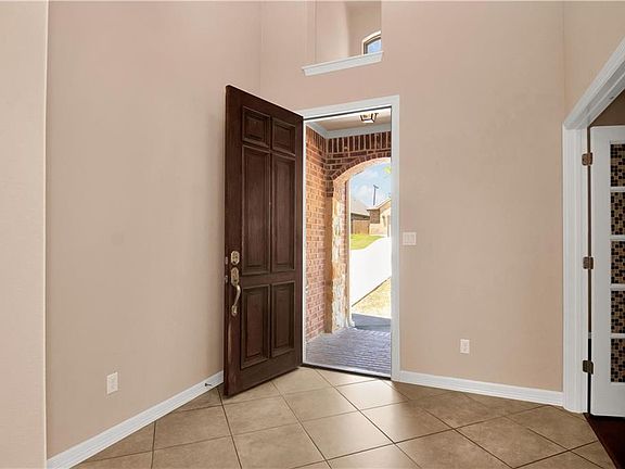 4th image of 139 Drury Ln