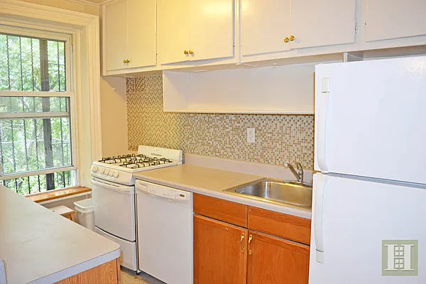 Rented by Halstead Real Estate | media 23