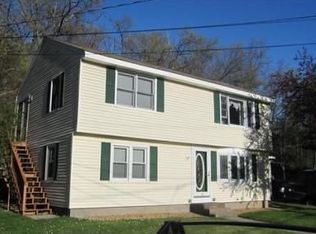 12 Riverlin Pkwy, Millbury, MA 01527