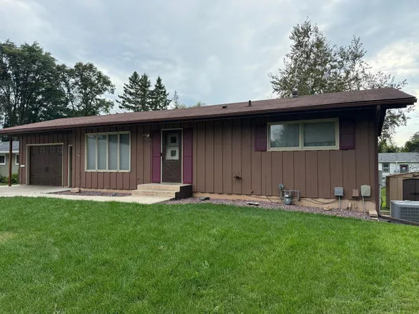 934 Ring Ave, Owatonna, MN 55060