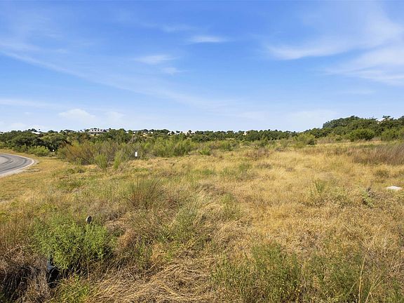 5th image of 621 Bosque Trl