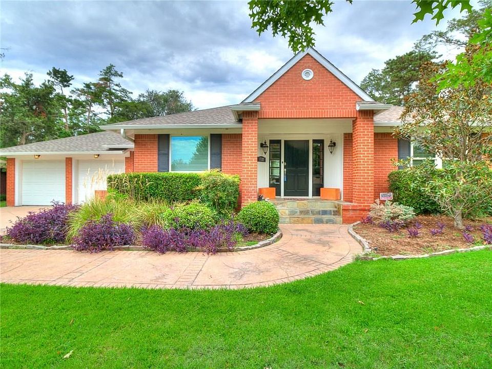 Beautifully remodeled home with three beds, two baths, two dining areas, and two living areas. Honed granite counters, large driveway, and big backyard are just a few of the things you'll appreciate about this home.