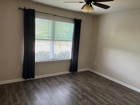 501 San Antonio Riverwalk, Hutto, TX 78634
