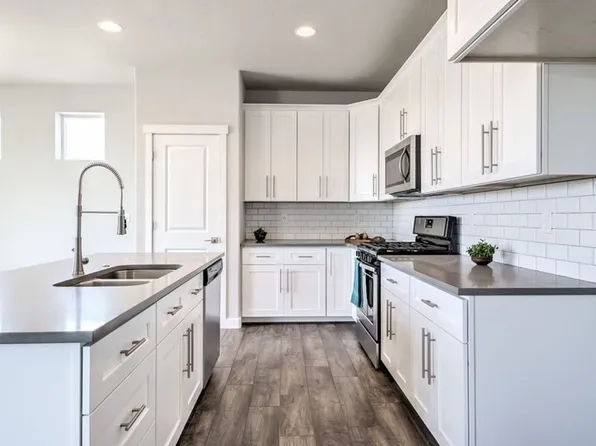 1111 W Coyote Gulch Way, Riverton, UT 84065