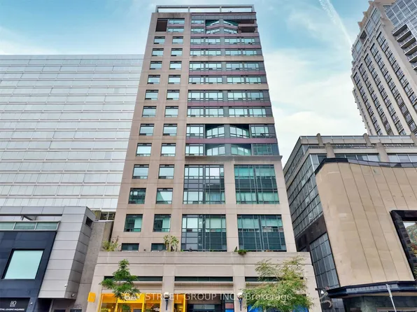 102 Bloor St W #1001, Toronto, ON M5S 1M8