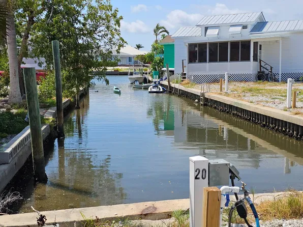 4450 Pine Island Rd NW #22, Cape Coral, FL 33993