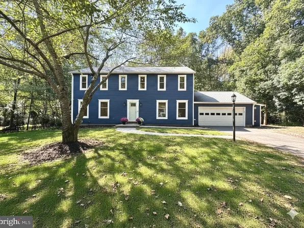 11313 French Horn Ln, Reston, VA 20191