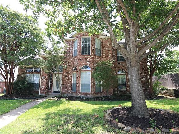 3rd image of 8806 Lakeport Dr