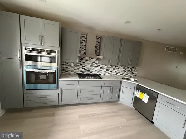 1959 Georgian Rd, Philadelphia, PA 19138