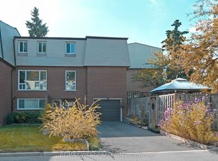 3175 Kirwin Ave #159, Mississauga, ON L5A 3M4