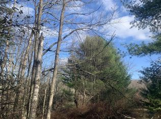 6 Koch Rd, Tafton, PA 18464