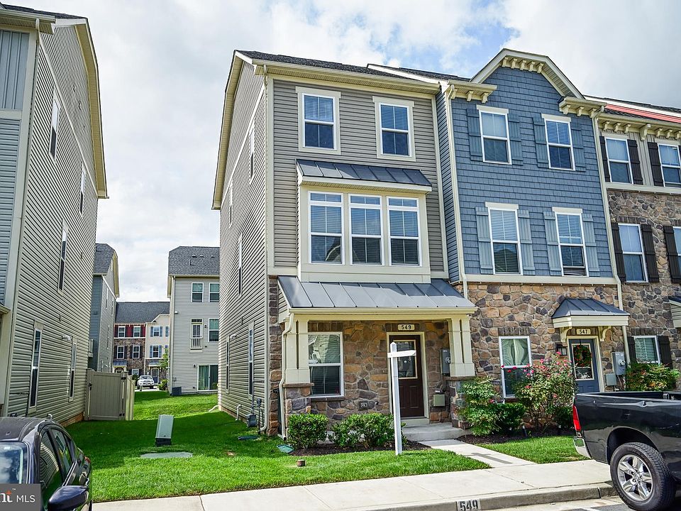 1st image of 549 White Oak Dr