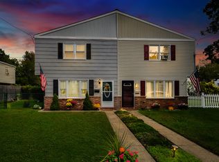 627 Bath St, Bristol, PA 19007