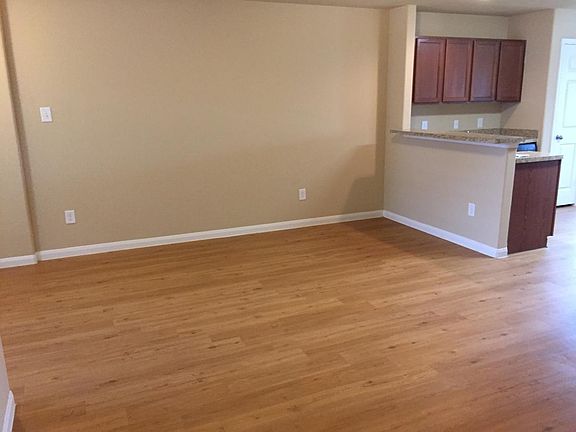 3rd image of 5819 S Brenwood Dr