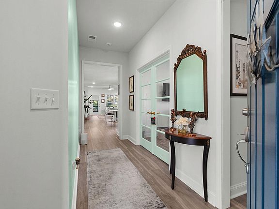 4th image of 6041 Campanella St.