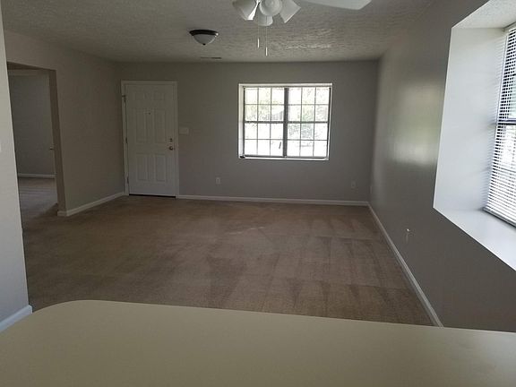 4th image of 102 Havenwood Dr