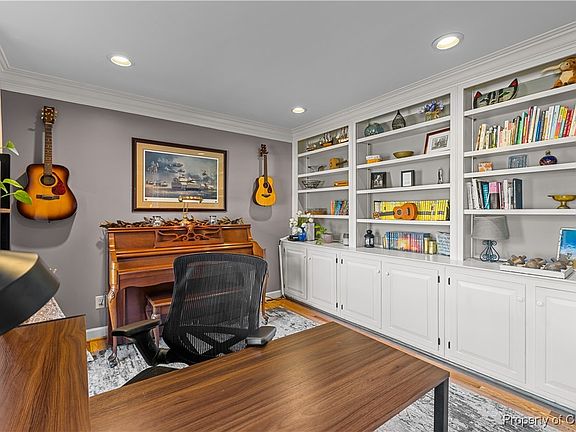 4th image of 507 Marlbank Dr