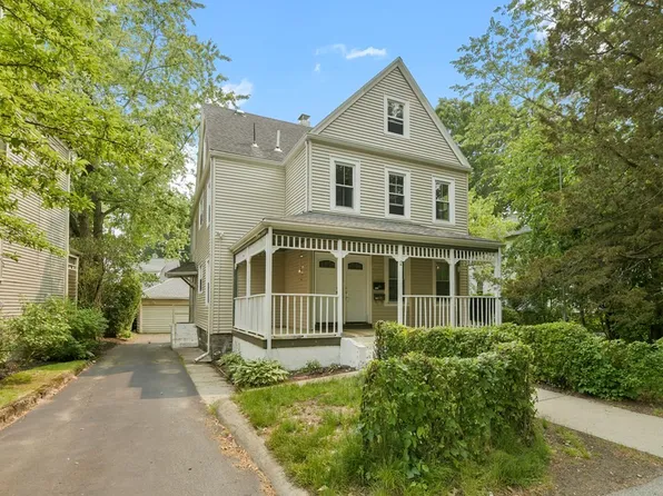 2 Verndale Rd, Milton, MA 02186