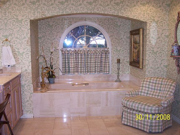 Spacious Master Bath