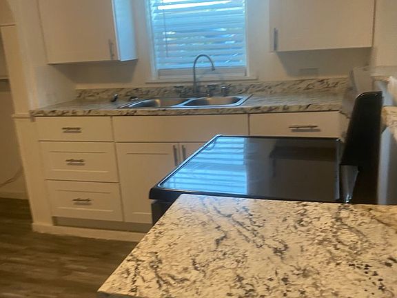 5th image of 9028 N 11th St #1A