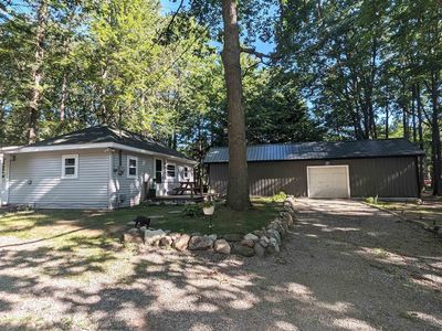 957 Ranch Rd, Indian River, MI, 49749