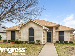 1205 Hall Ln, Seagoville, TX 75159