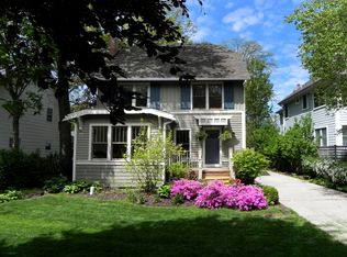 812 Rosewood Ave, Winnetka, IL 60093