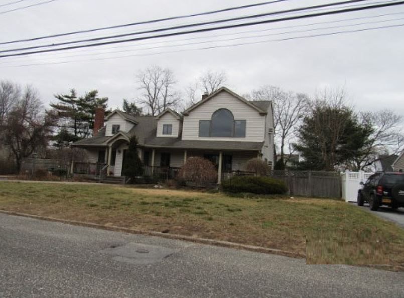 2nd image of 351 Bernice Dr