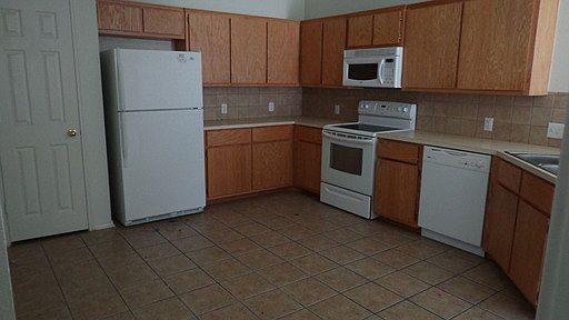 3rd image of 314A Jeff Gordon Dr