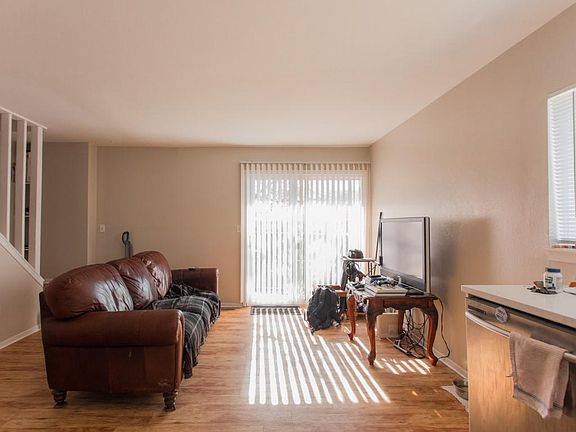 5th image of 2995 E Euclid Ave #7