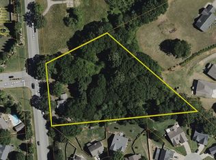 1611 W Georgia Rd, Simpsonville, SC 29680