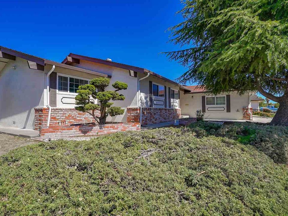 1st image of 2070 Hillside Cir