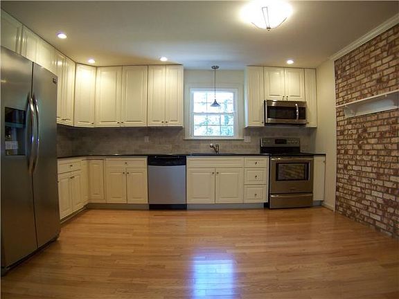 Renovated Kitchen-Granite, Stainless Appliances