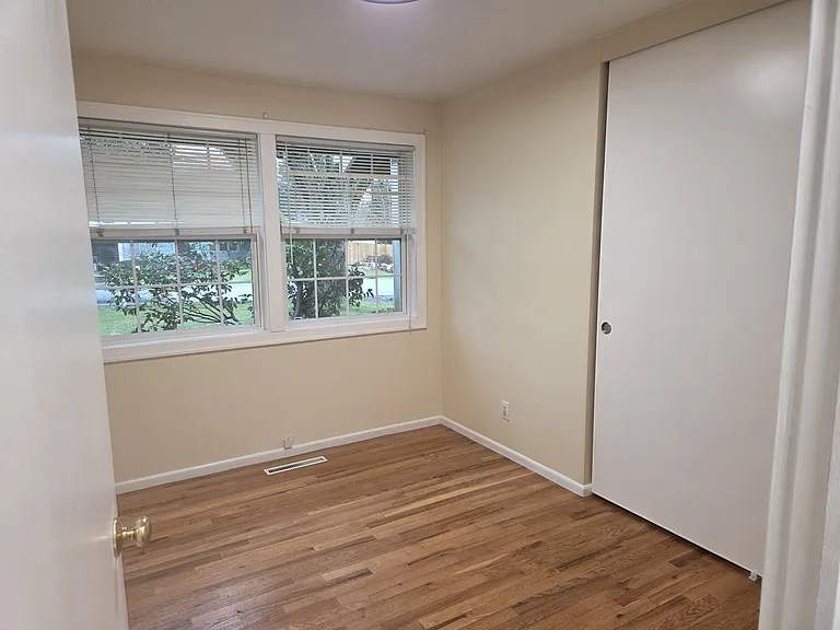 13150 SW Watkins Ave — Photo 12