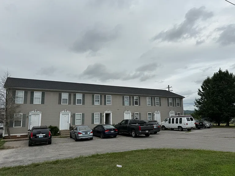 1869 Stonehenge Ave #C — Photo 1