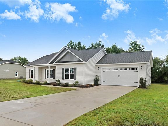 2nd image of 102 E Sillinger Creek Dr