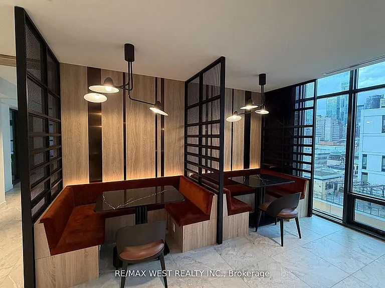 252 Church St #4611 — Photo 10