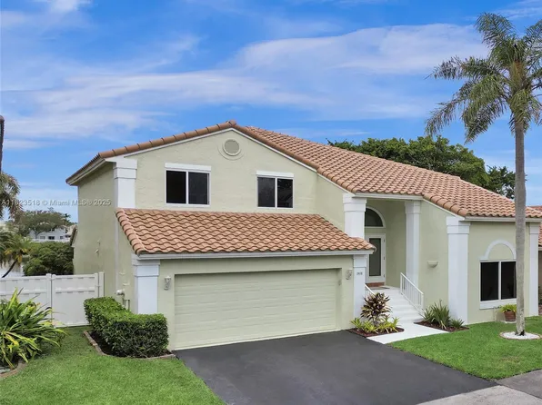 9613 NW 9th Ct, Plantation, FL 33324