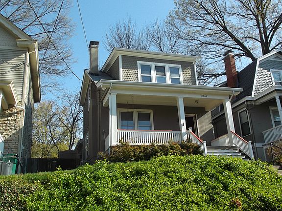 2nd image of 2848 Pine Grove Ave